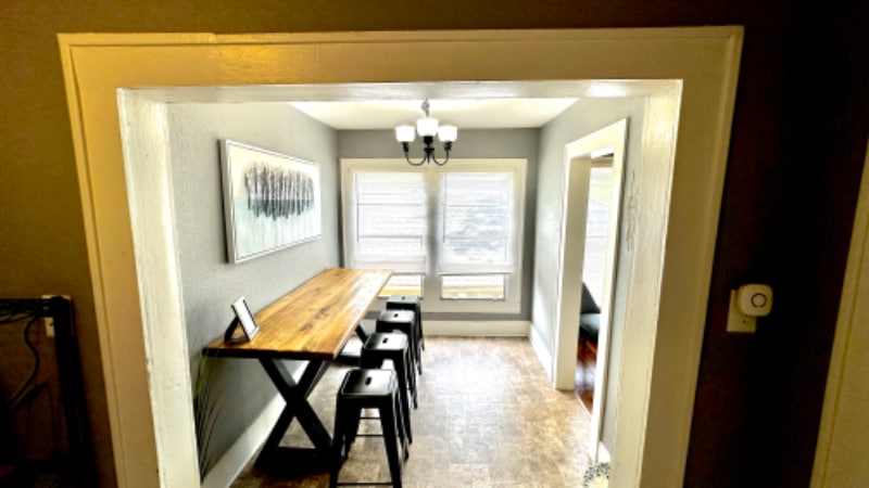 Building Photo - 4405 Woodside St