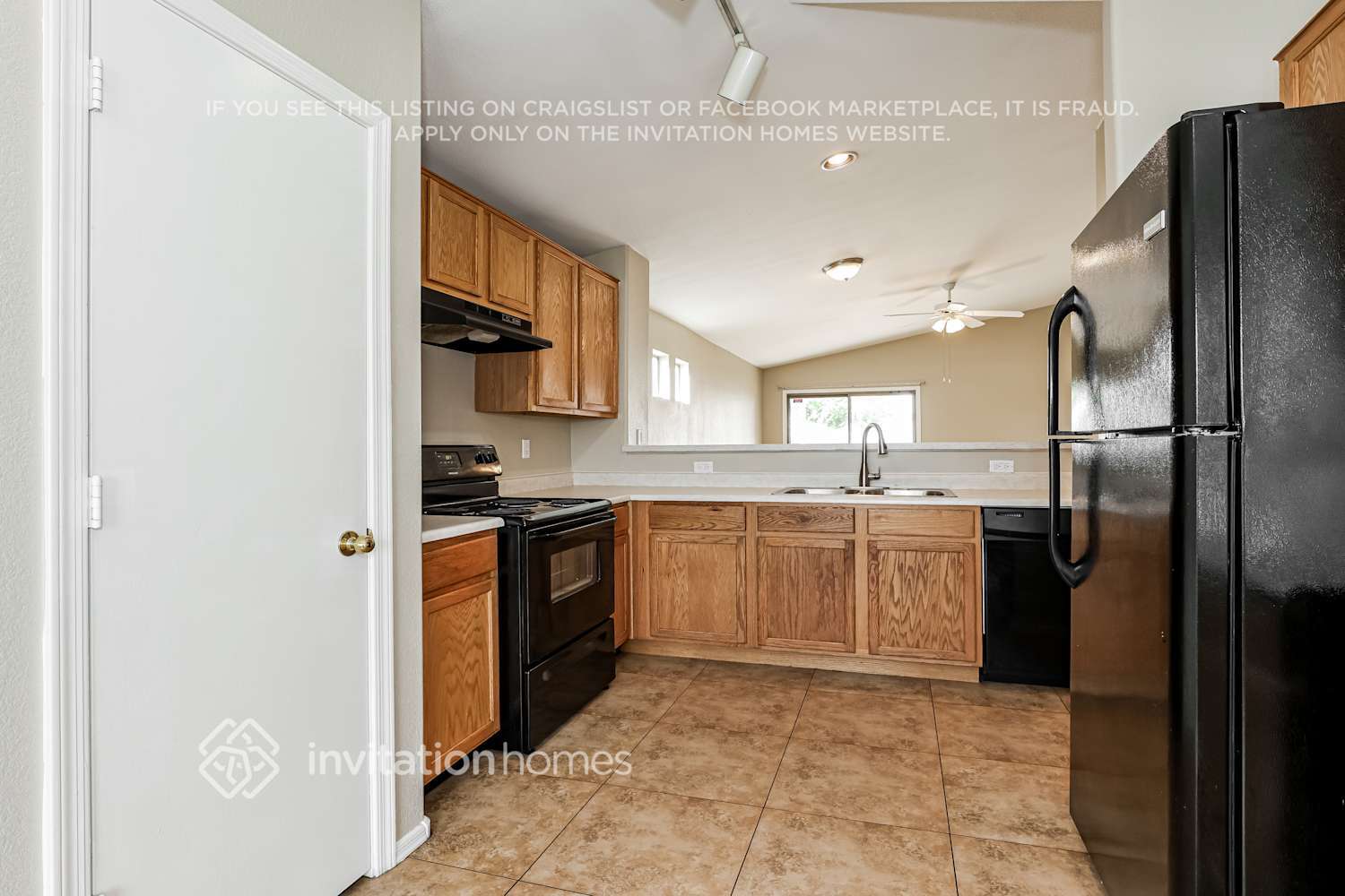 Building Photo - 1710 E Palo Blanco Way