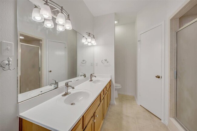 Building Photo - 3602 Hillrock Dr