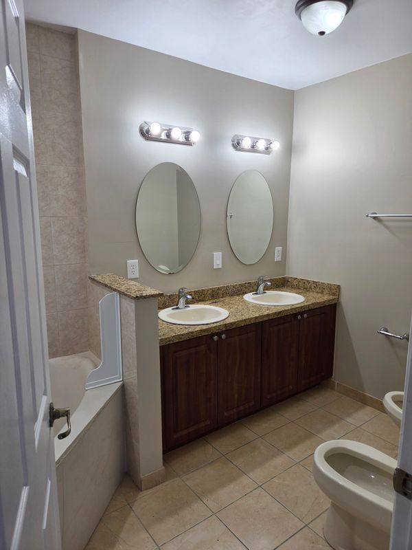 Building Photo - 5984 SW 8th St