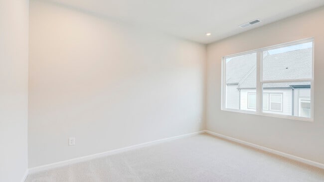 Building Photo - 5509 Swaling St