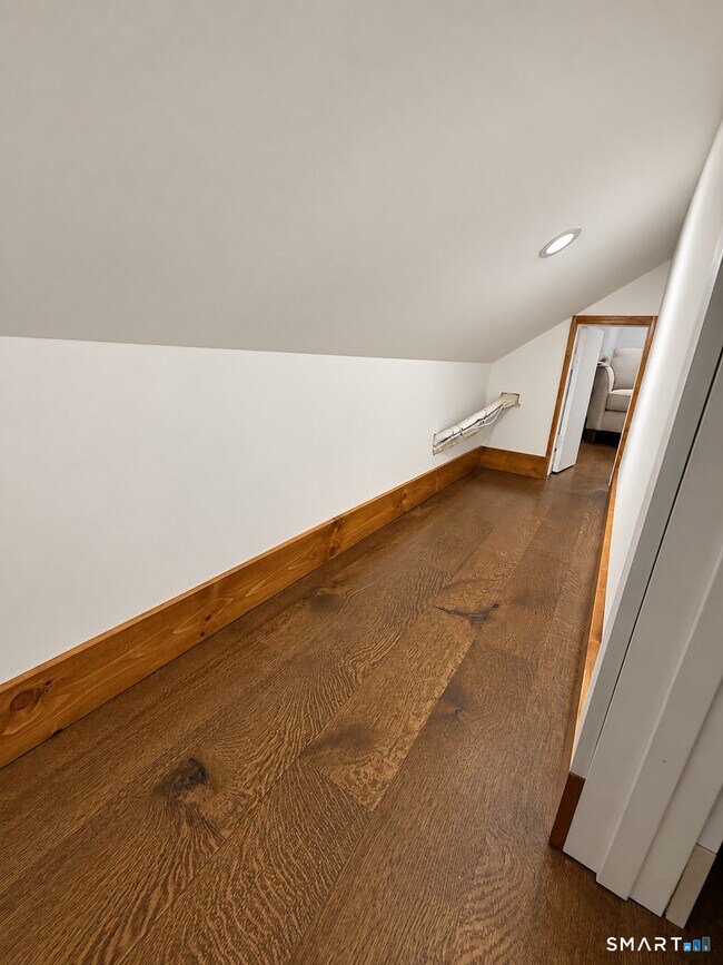 Building Photo - 12 Cedarstone Road