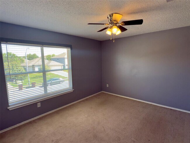 Building Photo - 3640 Bass Loop