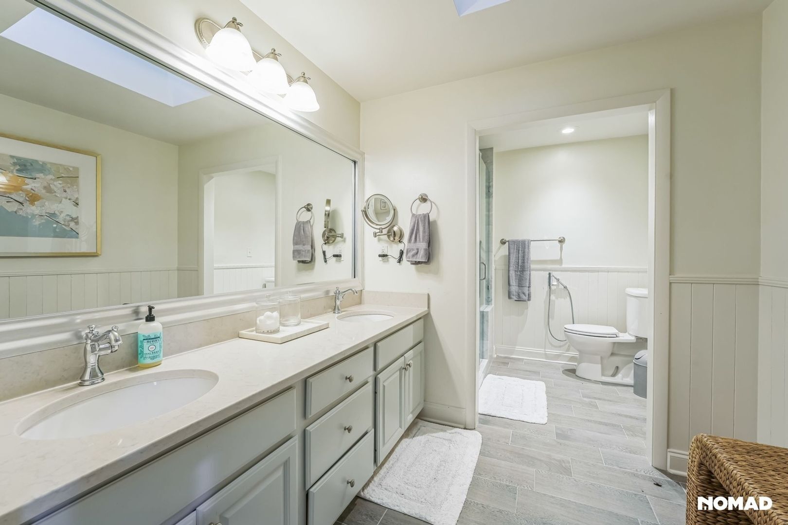 Building Photo - 7112 Valley Haven Dr