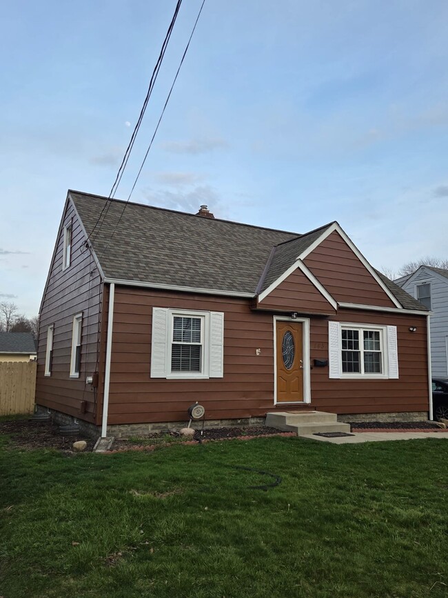Building Photo - 143 Hartshorn Dr