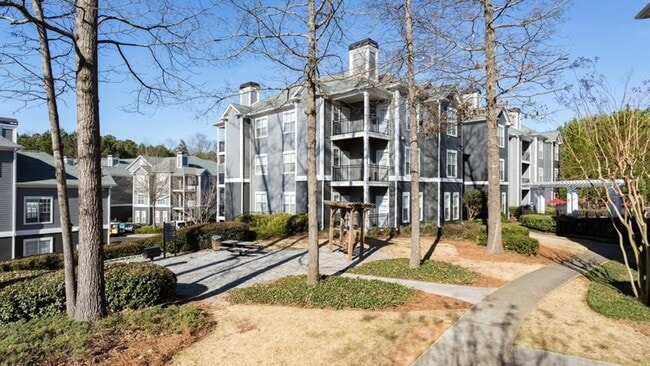 Building Photo - 2580 N Berkeley Lake Rd NW