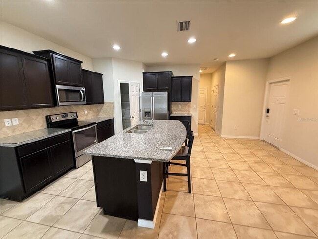 Building Photo - 9154 Hillcroft Dr