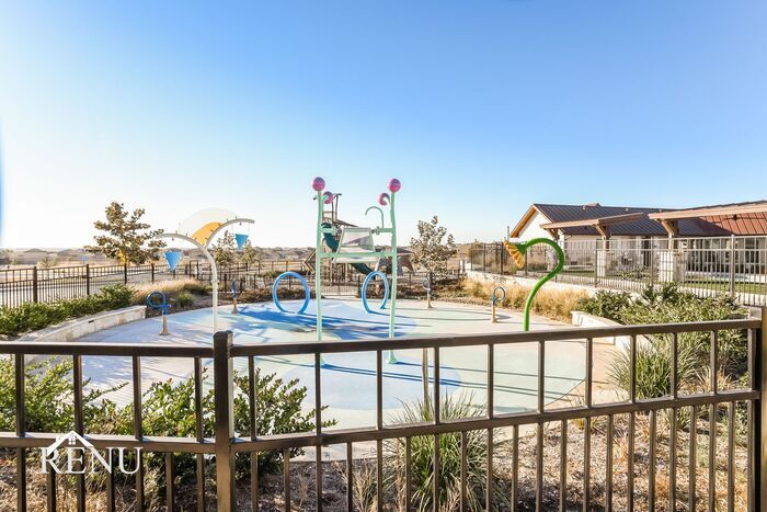 Building Photo - 6839 Encore Oaks