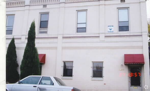 Primary Photo - 1220-1224 E 24th Ave