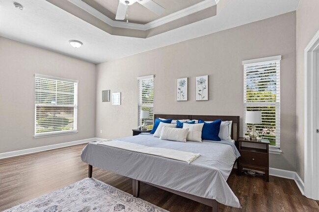 Building Photo - RARE TO FIND !!! TWO ENSUITE MASTER BEDROO...