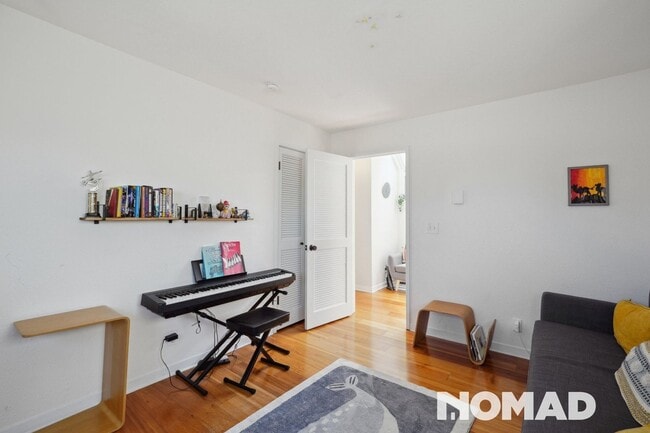 Building Photo - Inviting 4BR Urban Oasis in Central SF – V...