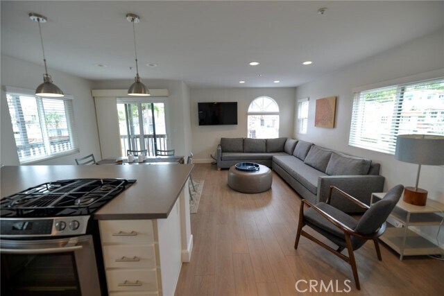 Building Photo - 259 Avenida Granada