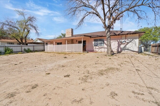 Building Photo - 131 Northill Dr