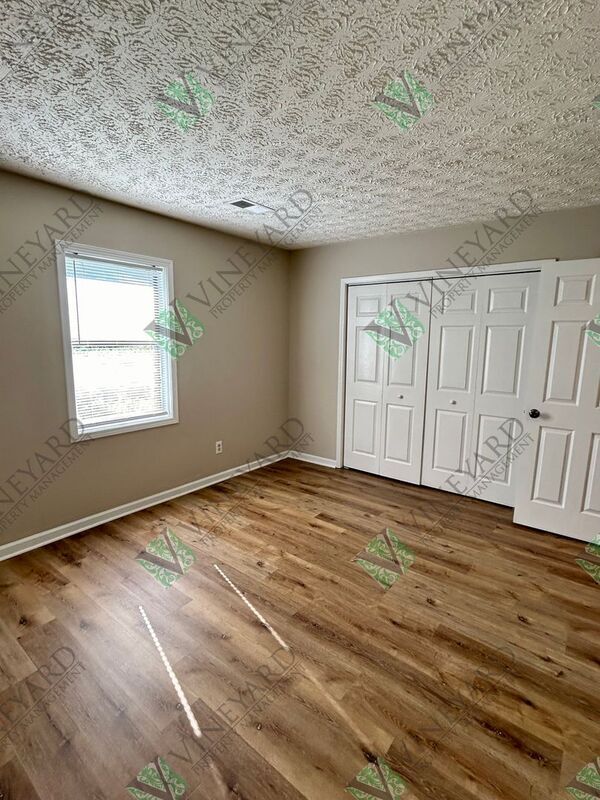 Building Photo - 166 Kimberly Way SW