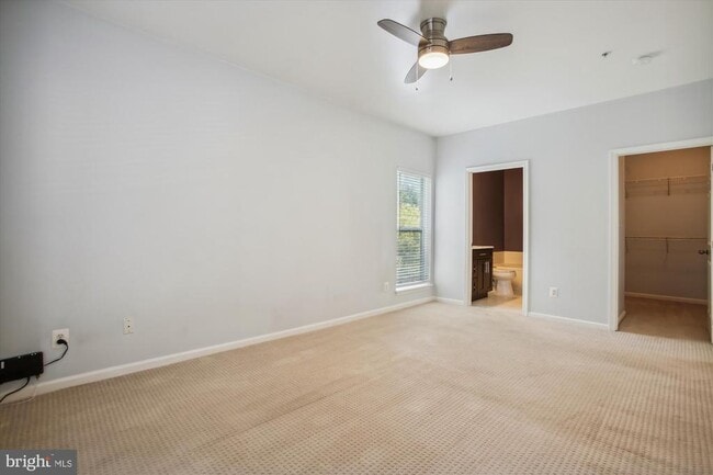 Building Photo - 6533 Grange Ln
