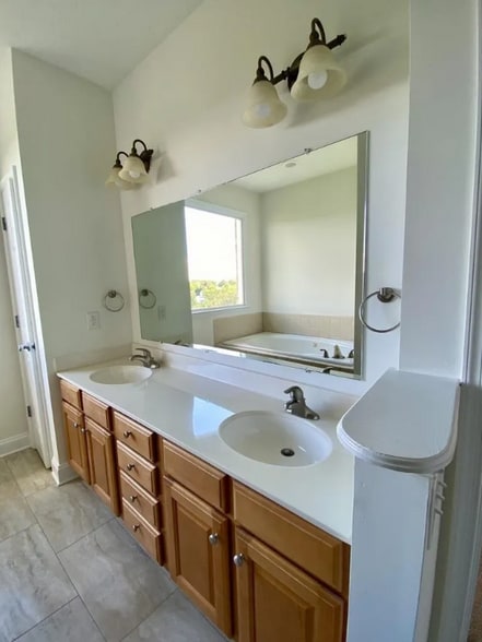 Building Photo - 50 Enchanted View Cir