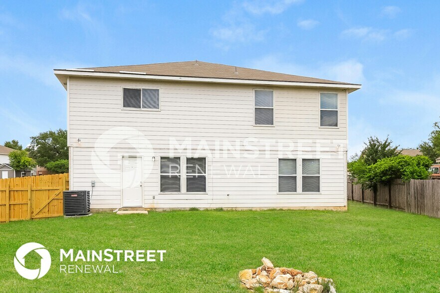 Building Photo - 823 Creek Gate