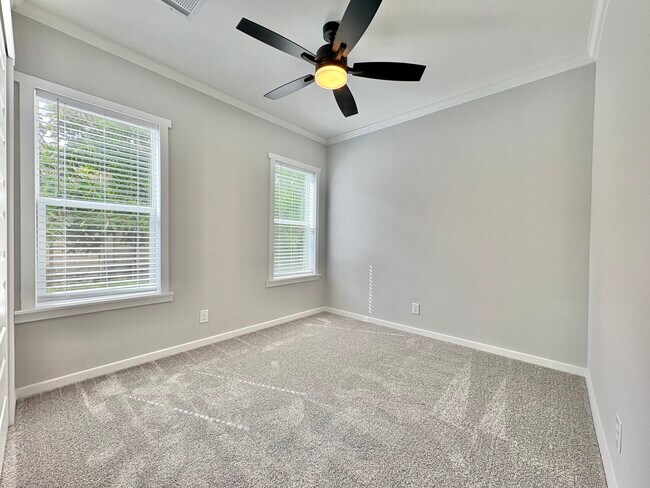 Building Photo - 5715 Camelford Dr