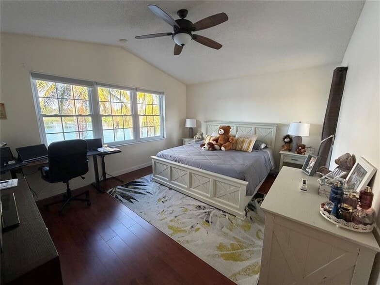 Building Photo - 4908 SW 151st Ave