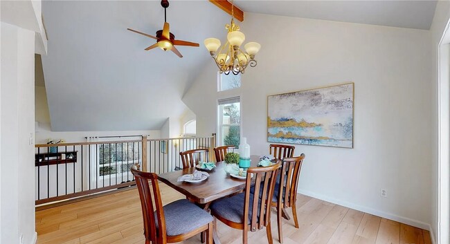 Building Photo - Stunning 5Bed 3.5Bath Modern Home on Spacious Lot in Quiet Boulder Cul-de-Sac