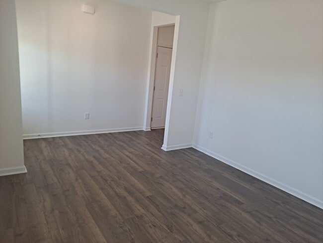 Building Photo - 144 Ibis Loop