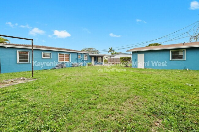 Building Photo - 20111 Eagle Nest Rd