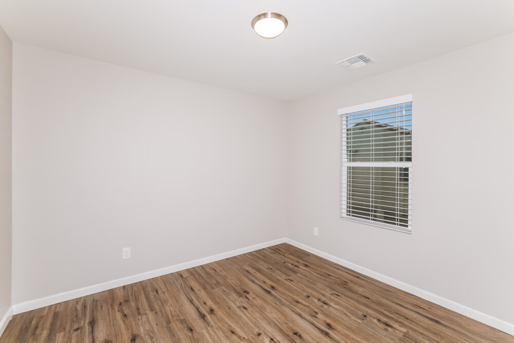 Building Photo - 29267 N 122nd Ln