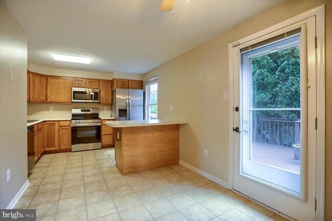 Building Photo - 437 Ashton Ln