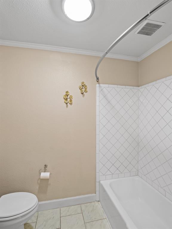 Building Photo - 6109 Grass Hollow