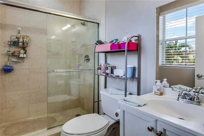 Building Photo - 3206 NE 212th St