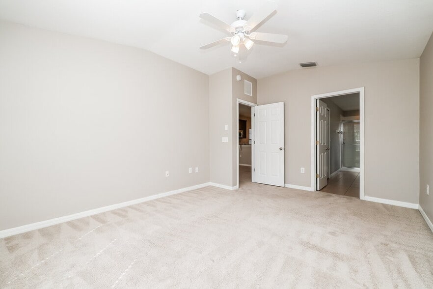 Building Photo - 4013 Constantine Loop