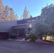 Building Photo - 16905 N Triple Butte Cir