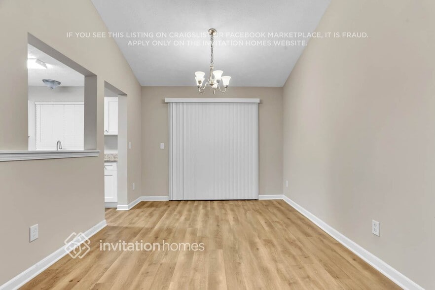 Building Photo - 3728 Adamsville Dr SW