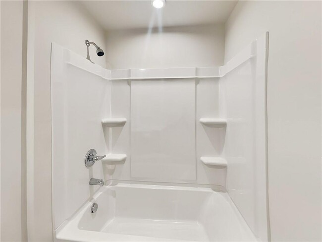 Building Photo - 9071 Celtic Dr