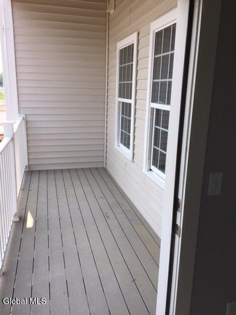 Building Photo - 25 Hastings Dr