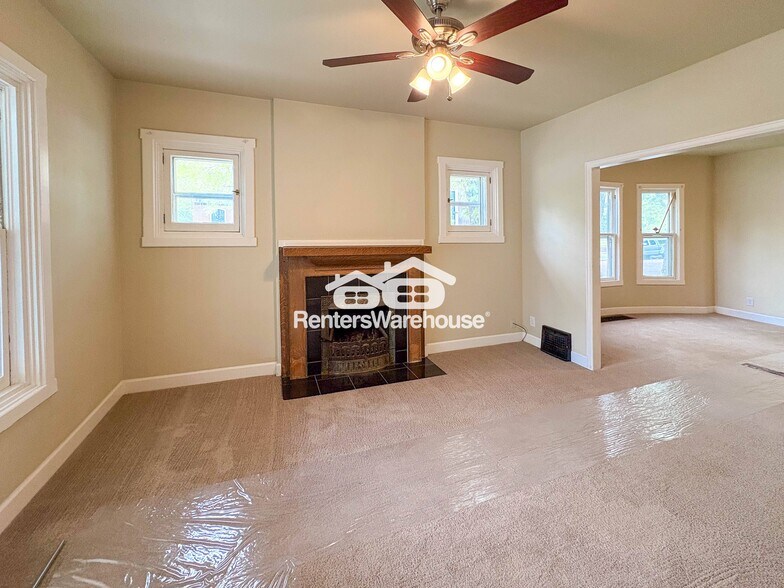 Building Photo - 3059 W 29th Ave