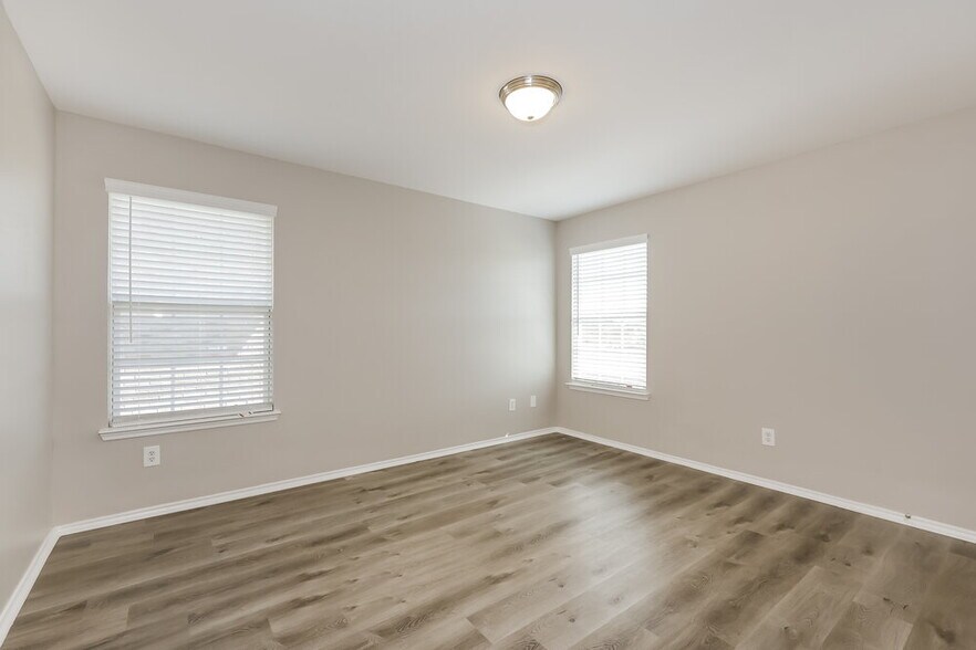 Building Photo - 5965 Harbor Glen Dr