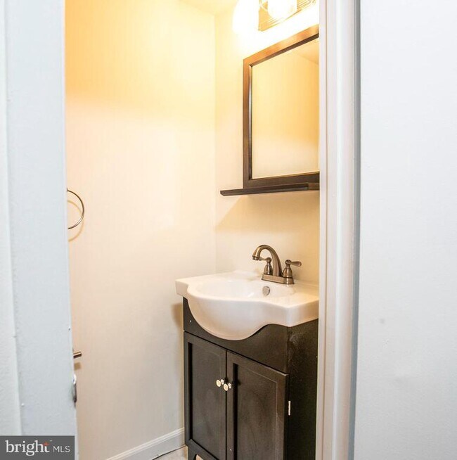 Building Photo - 119 Clemens Ct