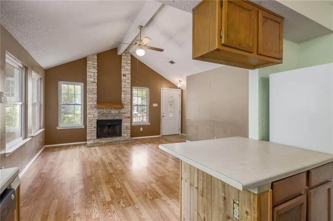 Building Photo - 16821 Whitebrush Loop