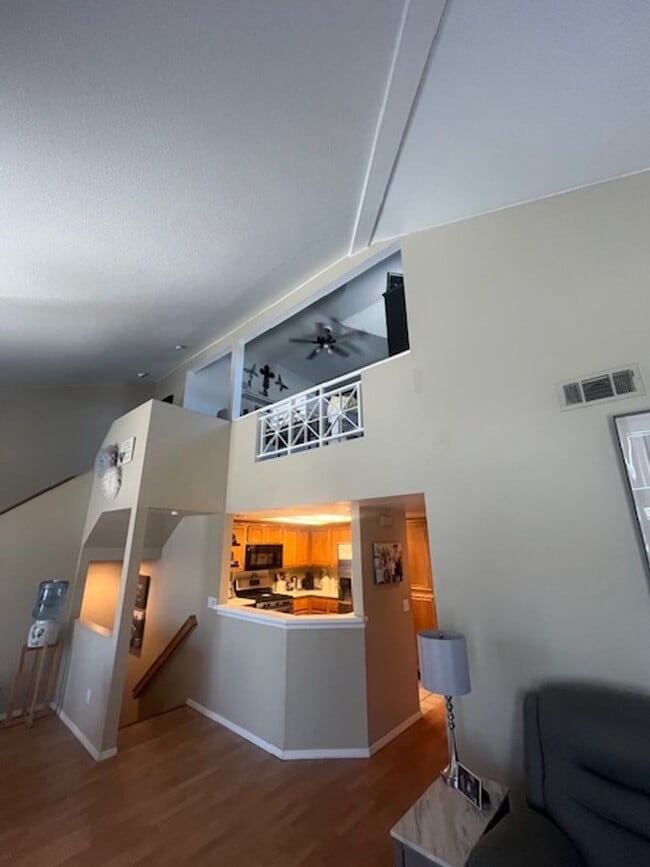 Building Photo - Beautiful 2 Bedroom and 2 Bath with loft i...