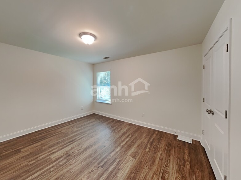 Building Photo - 1210 Ashlyn Ct