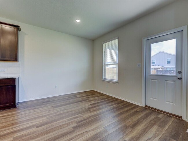 Building Photo - 116 Prairie Falcon Wy