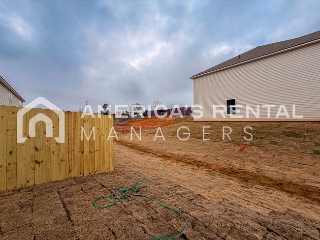Building Photo - MOVE IN SPECIAL!! New Construction Townhome on Driftwood Lane for Rent! Sign a 13-month lease by ...