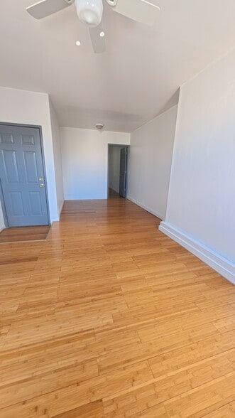 Building Photo - 188 Nassau Ave