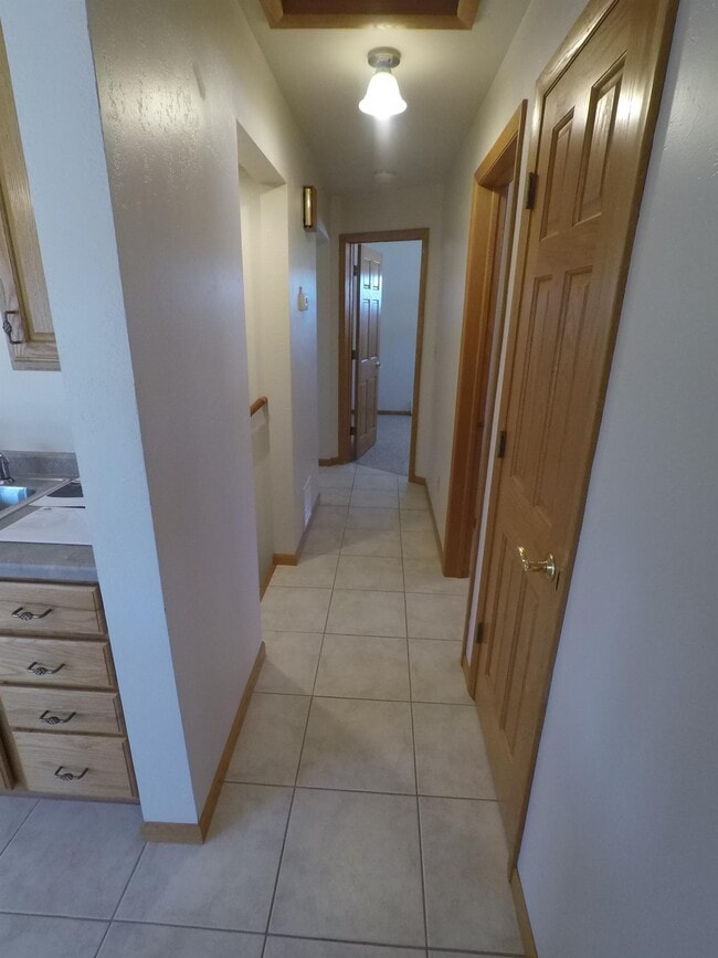 Building Photo - 3035 Martin Rd