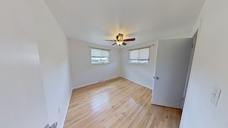 Building Photo - 4675 Holland St