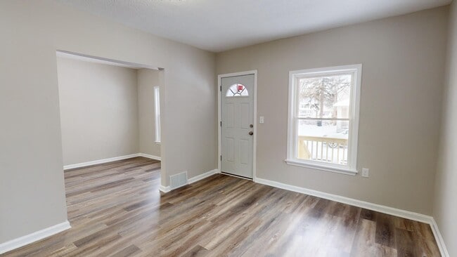 Building Photo - Stockyards Area - 3 Bedroom - 2 Bath Single Family Home