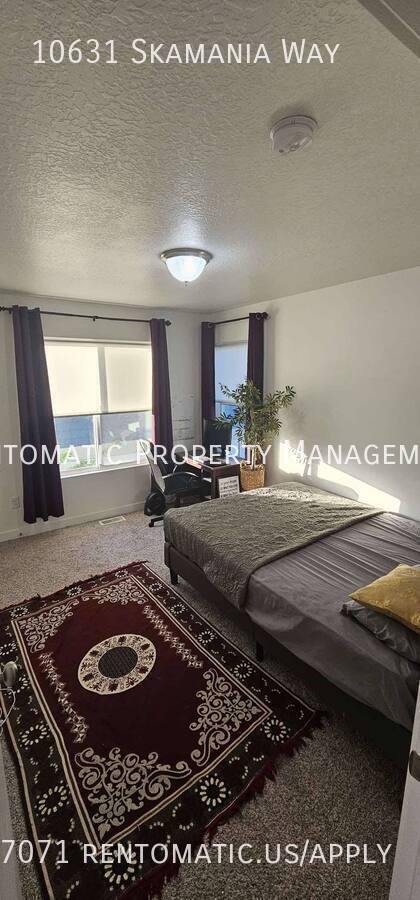Building Photo - 10631 Skamania Wy