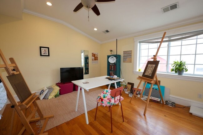 Building Photo - AMAZING 4 bed 3 bath in Brighton... JUNE 1ST MOVE IN