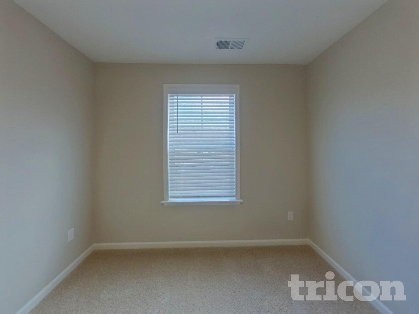 Building Photo - 16 Beautyberry St